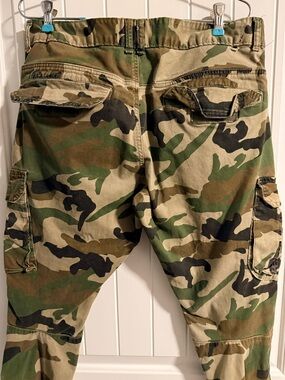 Camouflage Cargo Pants - Green Camo